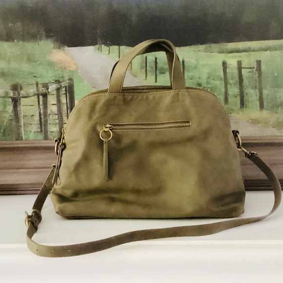 Universal Thread 3-Section Faux Nubuck Moss Green Cross-body handbag purse soft - Picture 1 of 15